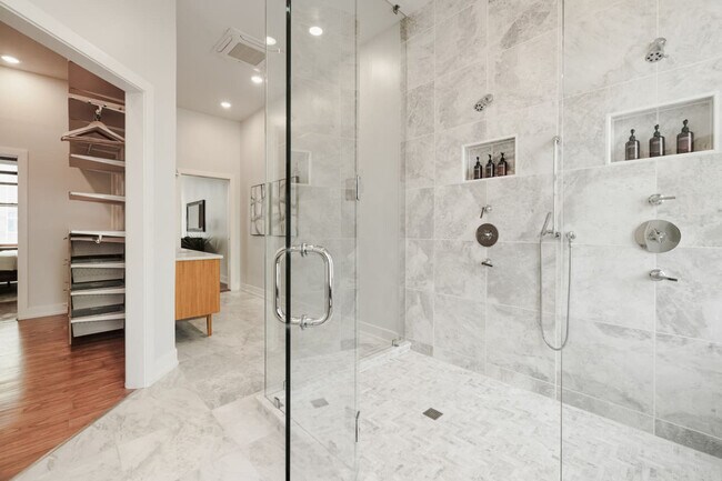 Building Photo - 1201 Jackson St