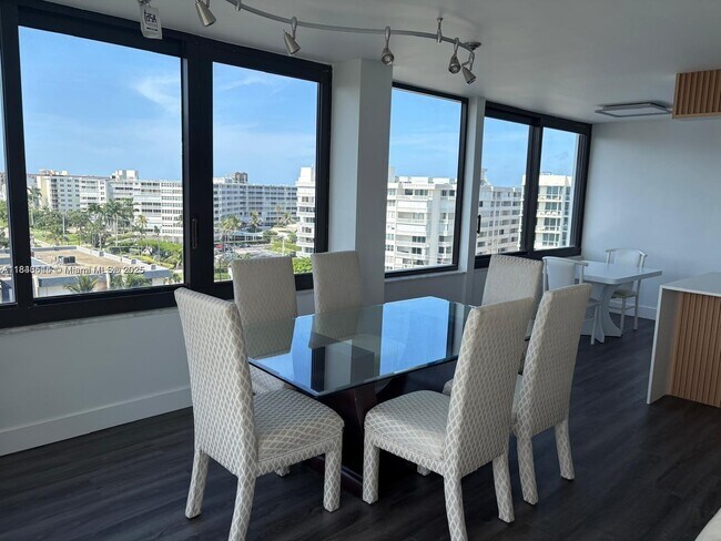 Building Photo - 3589 S Ocean Blvd