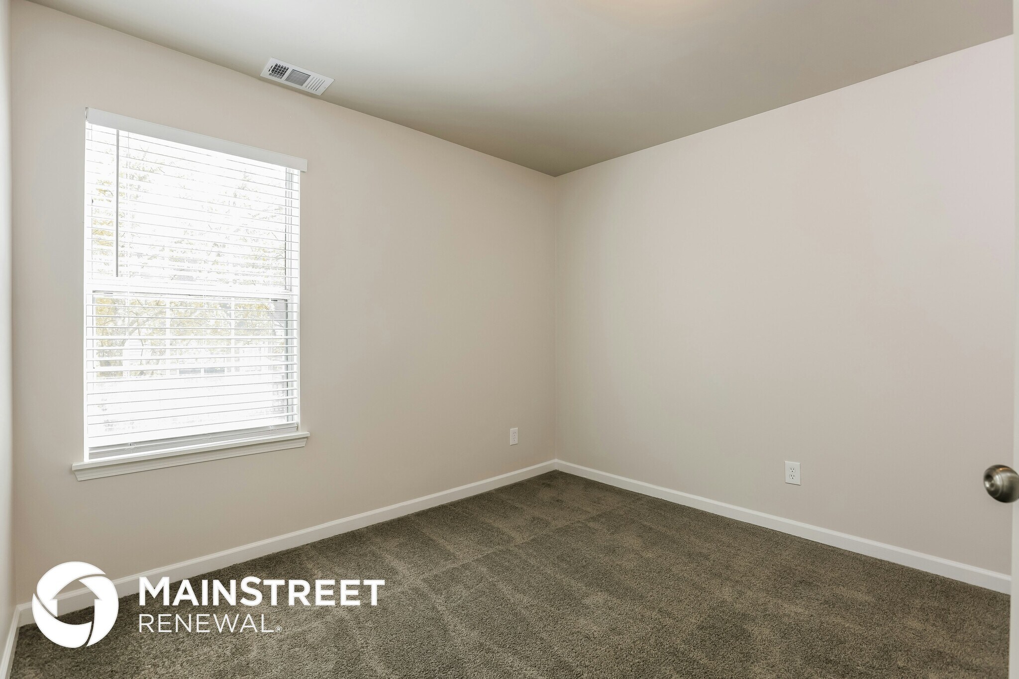 Building Photo - 2804 Crest Ridge Way SW