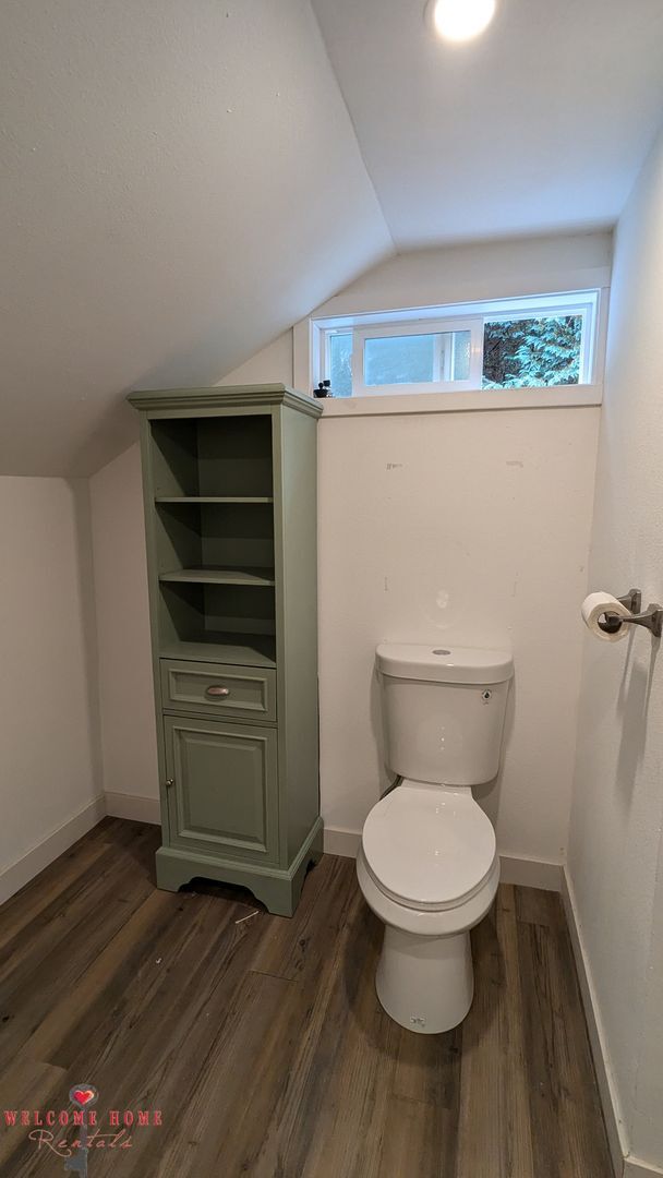 Building Photo - 4 bedroom home with air conditioning - Great location!!!  HUGE basement for your man cave or she ...