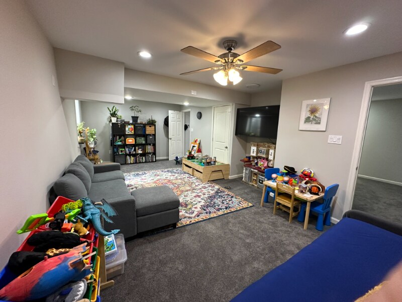 Building Photo - 13216 Chestnut Oak Dr