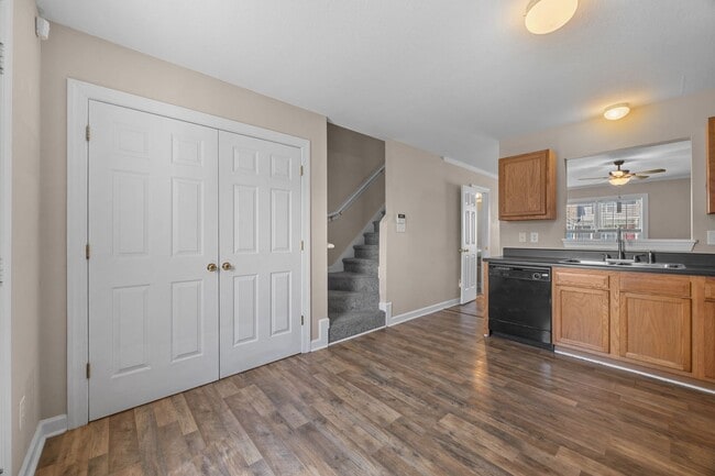 Building Photo - Welcome to Carolina Forest!