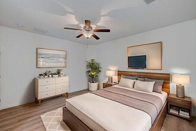 Building Photo - Lantern Gardens