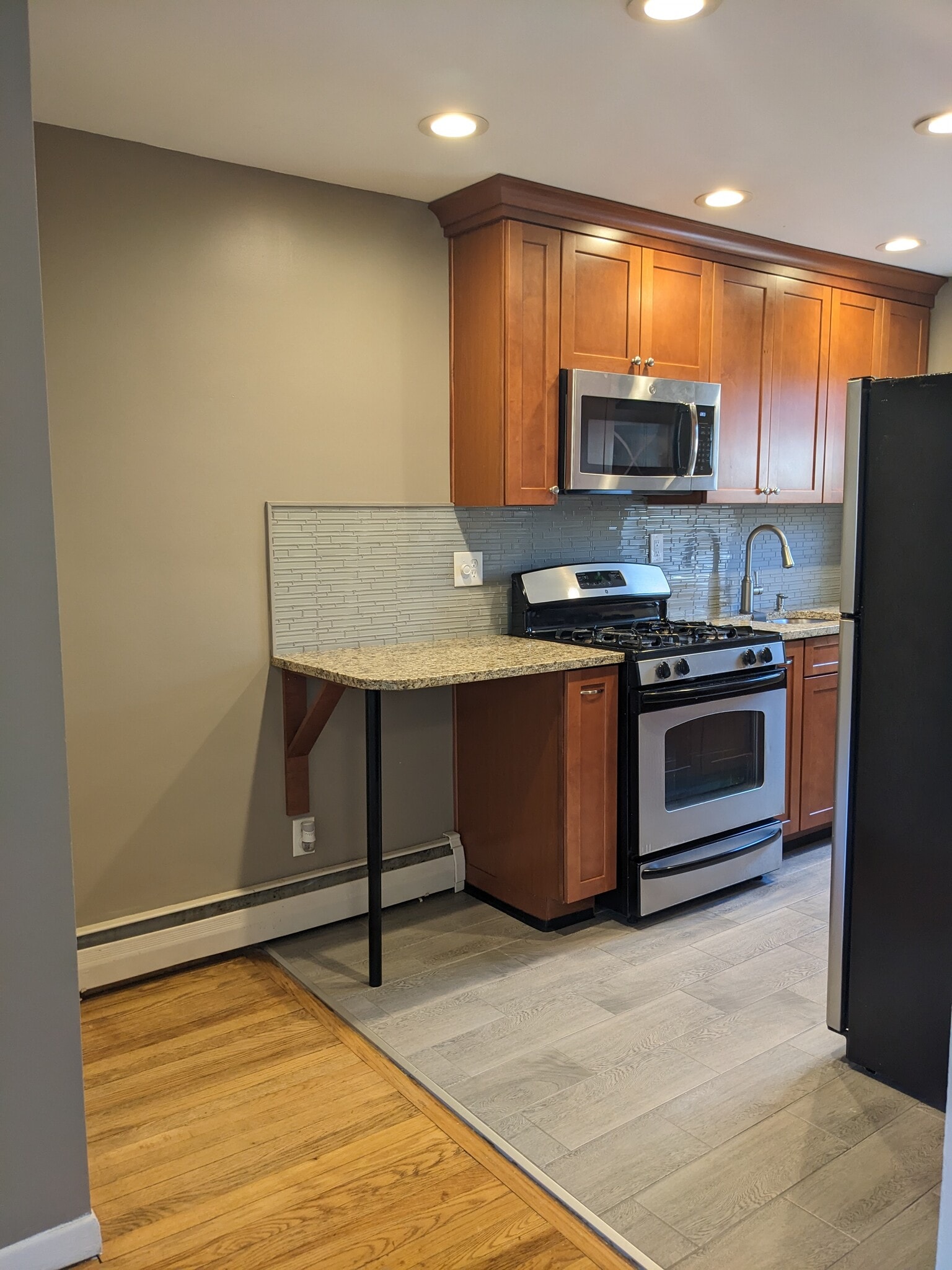 Kitchen - 378 Valley
