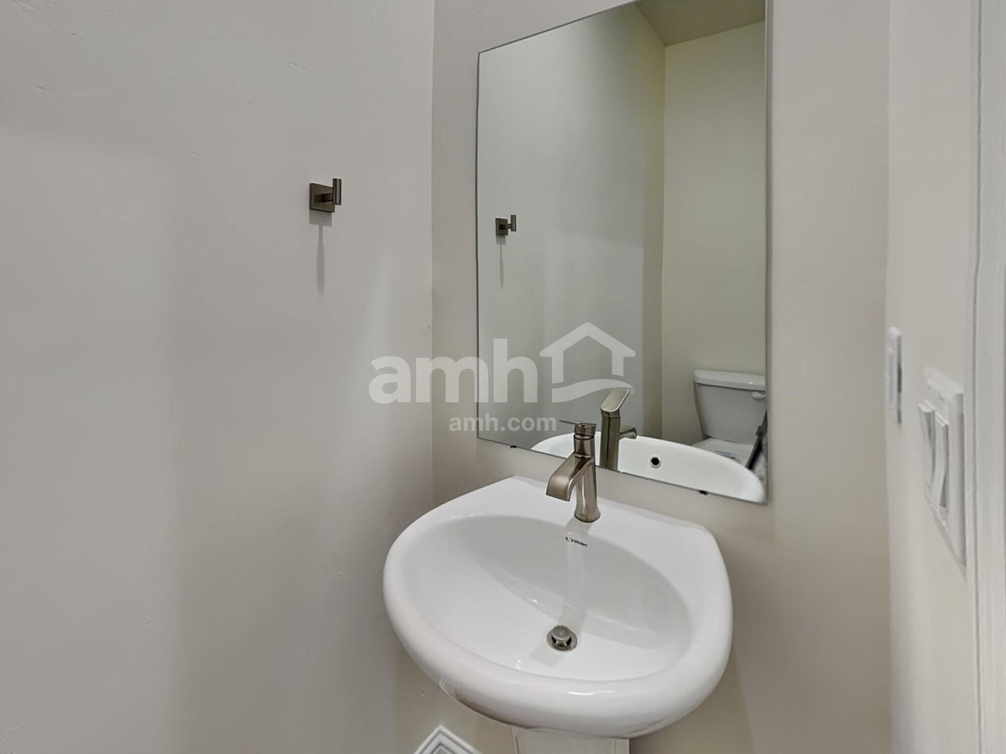 Building Photo - 5998 Verdigris Dr