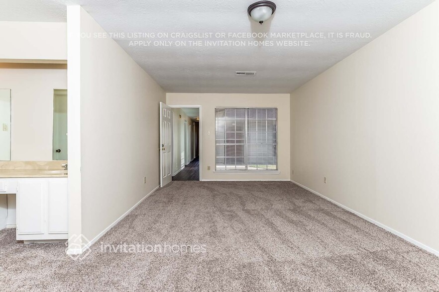 Building Photo - 1711 Millbury Dr