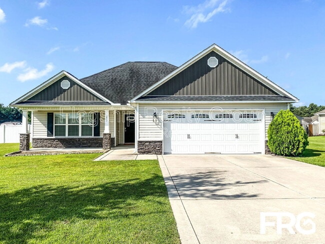 Building Photo - 203 Carew Dr