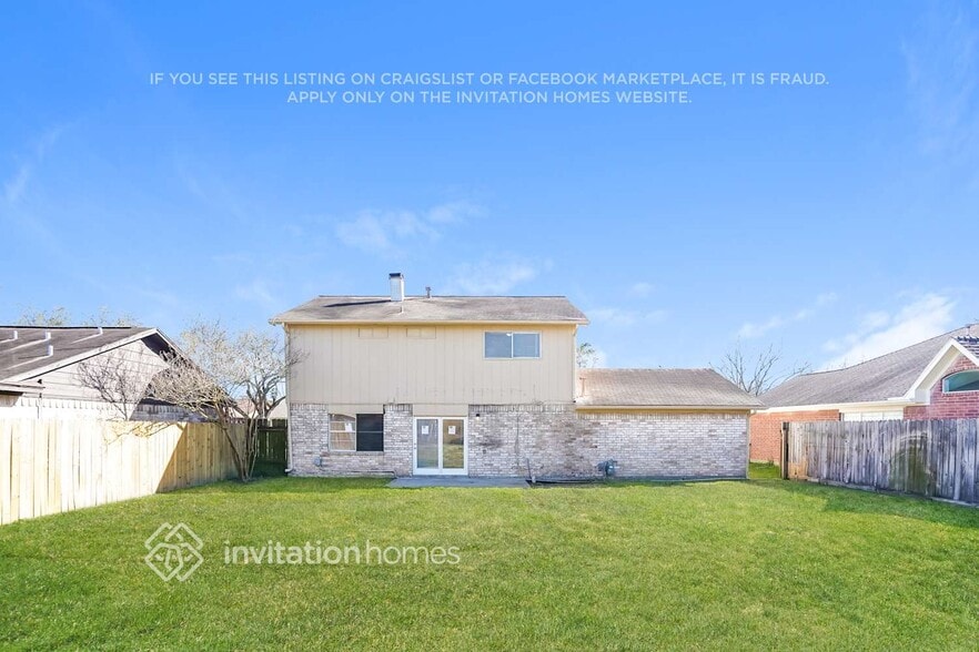 Building Photo - 9422 Cedar Point Cir