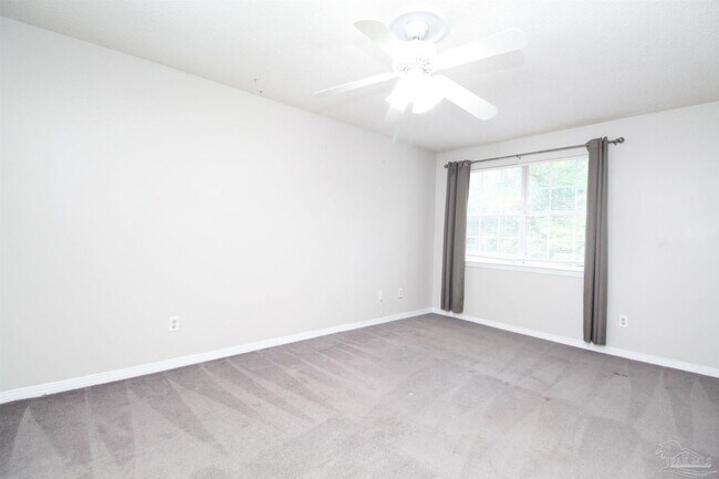 Building Photo - 416 Waycross Ave
