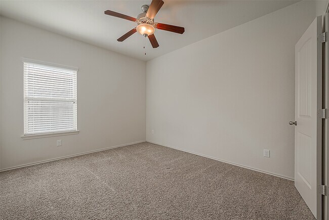 Building Photo - 4014 Teramo Ln