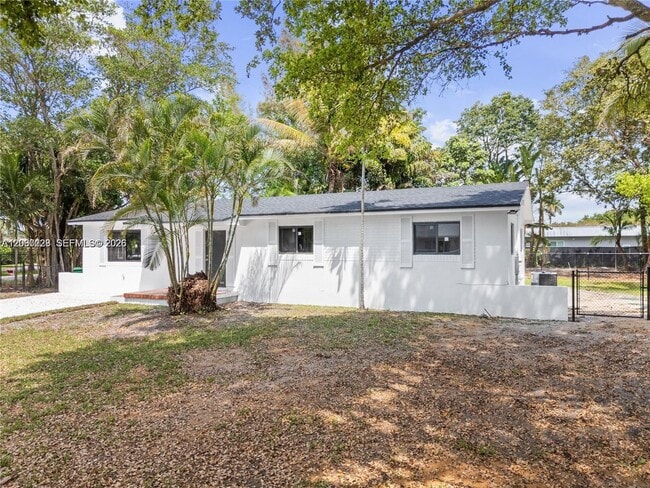 Building Photo - 14171 SW 37th Ct
