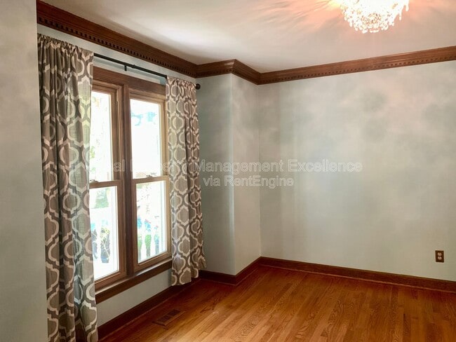 Building Photo - 2605 Diamondhitch Trail