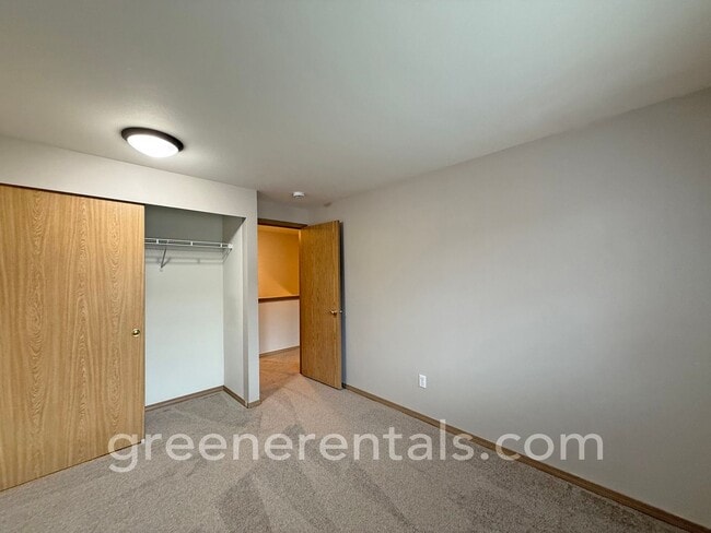 Building Photo - 3 Bed 2.5 Bath Townhouse in Lancaster off Marvin Rd