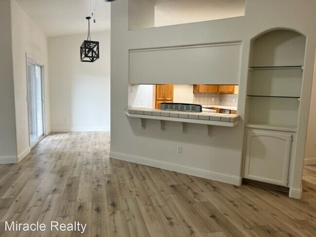 Building Photo - 3 br, 2 bath House - 52 Makeena Drive