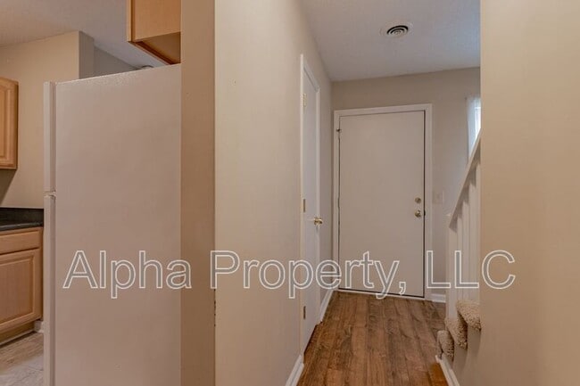 Building Photo - 132 Shockley St