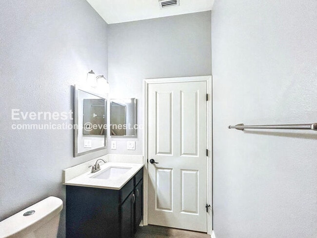 Building Photo - 6741 Boulder Run Loop