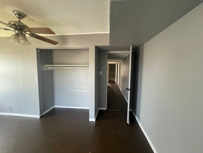 Building Photo - Corner Lot Home – Central City - Corpus Christi, TX