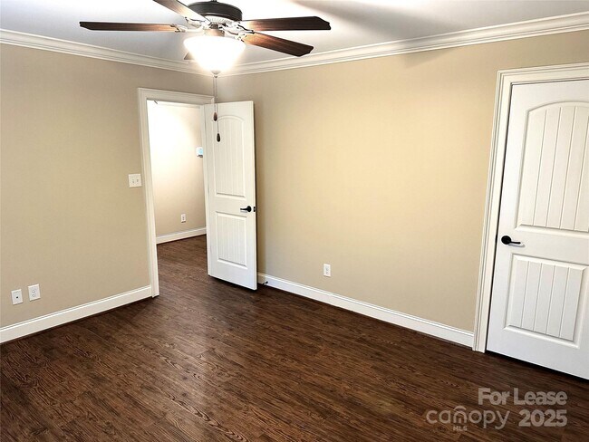 Building Photo - 4642 Gold Finch Drive