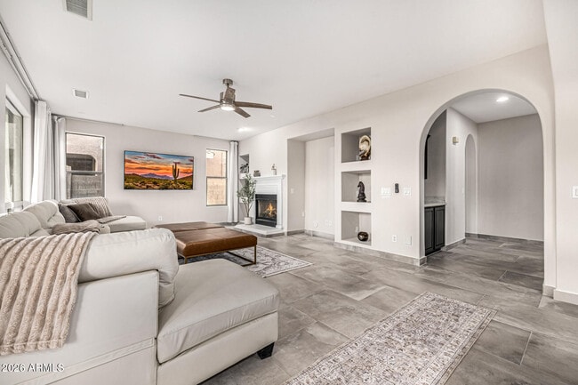 Building Photo - 5211 N 193rd Ave