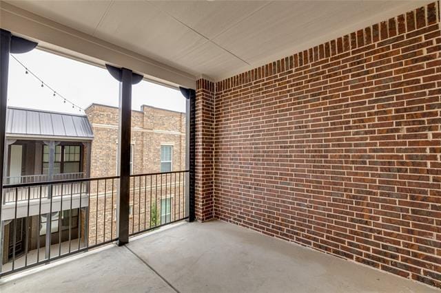 Building Photo - 307 Sunset Ln