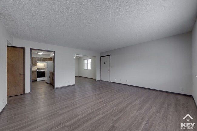 2 bedroom, 2 bath apartment - Pheasant Run Apartments