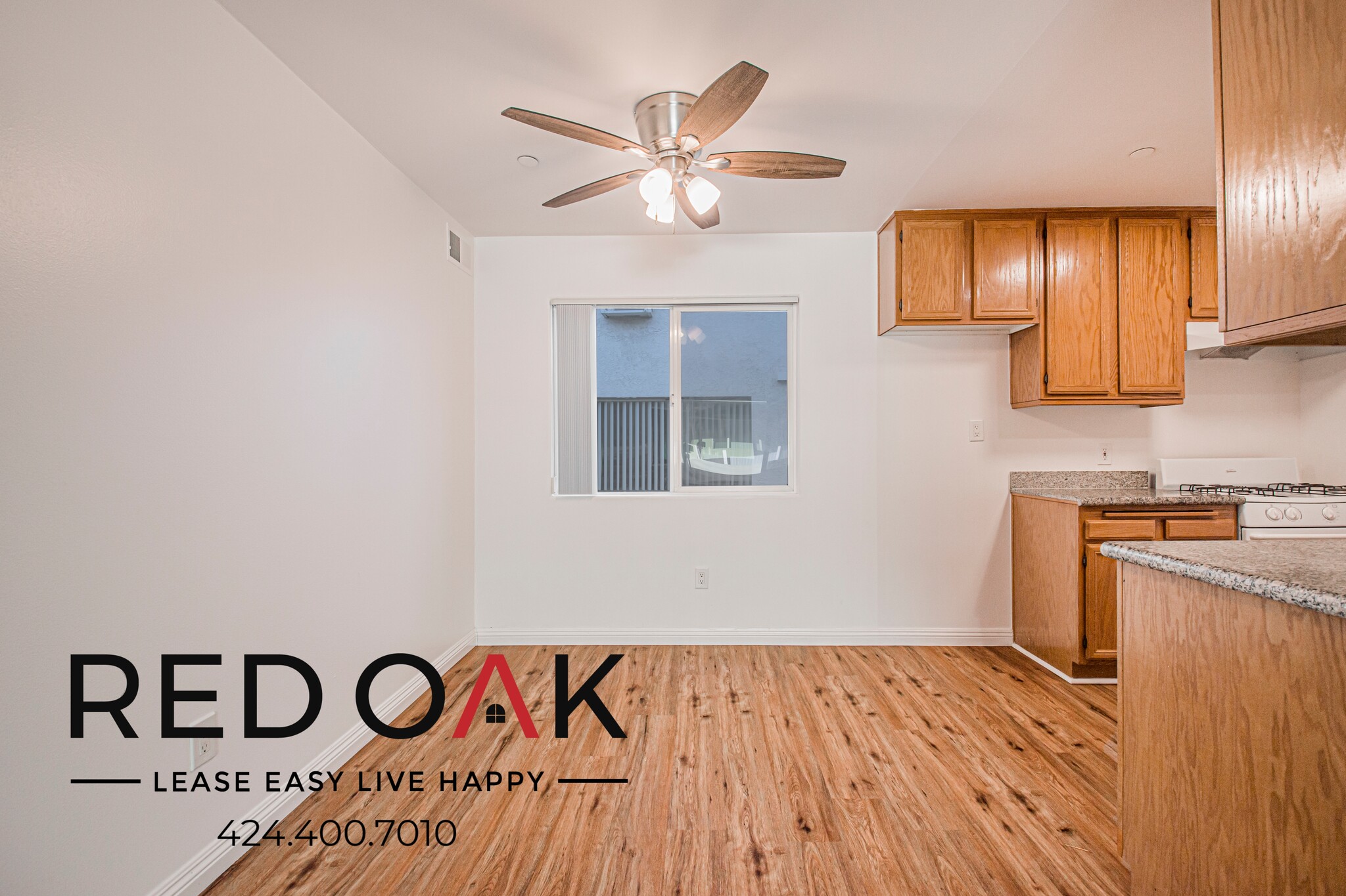 Building Photo - 326 S Westlake Ave