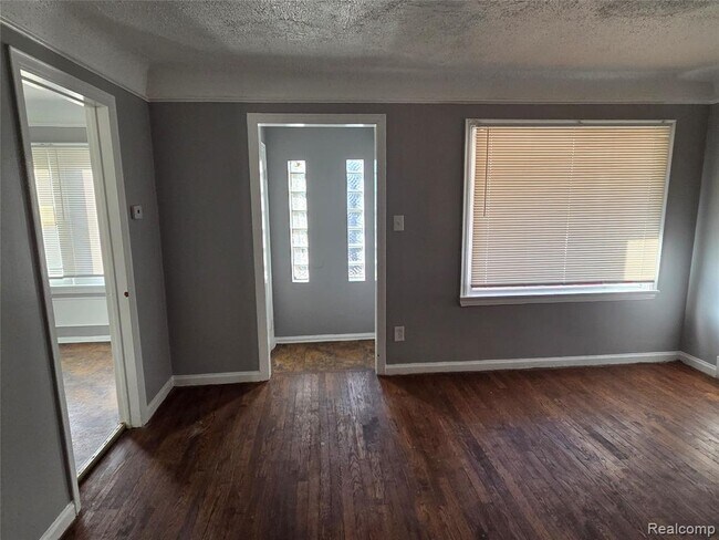 Building Photo - 19496 Braile St