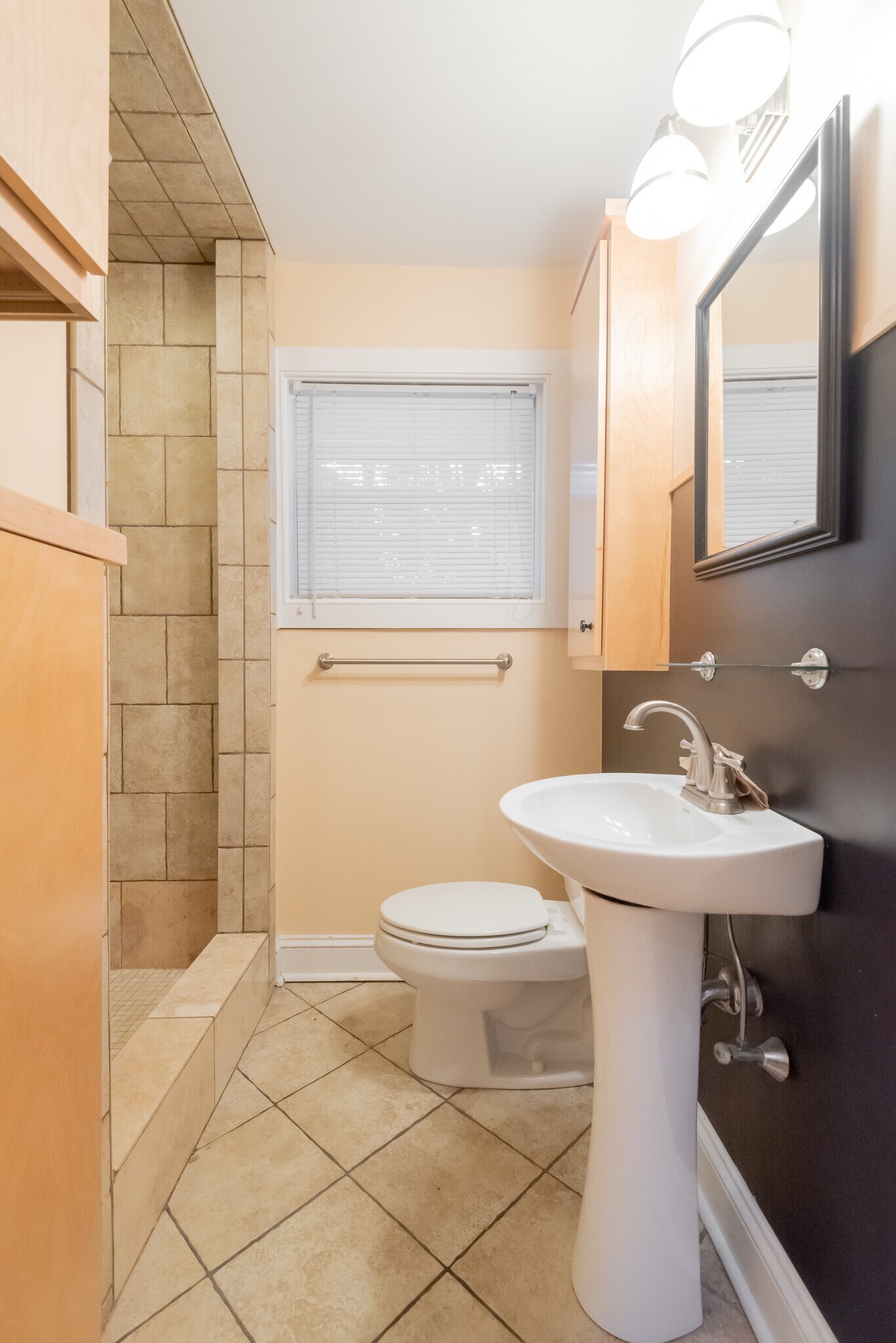 Bathroom - 424 Howle Ave
