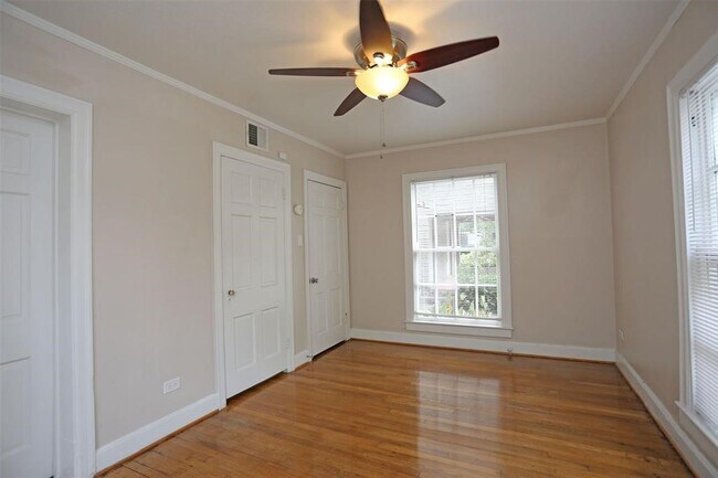 Building Photo - 5625 Jackson St