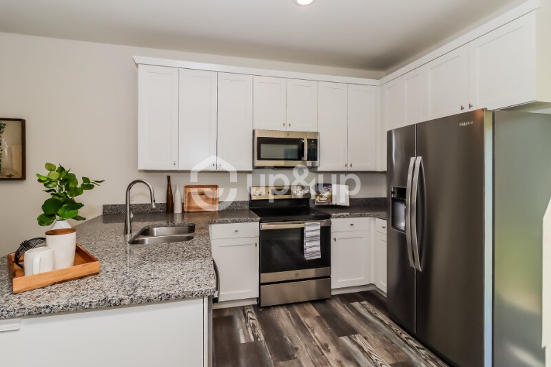 Building Photo - 929 Ranchero St