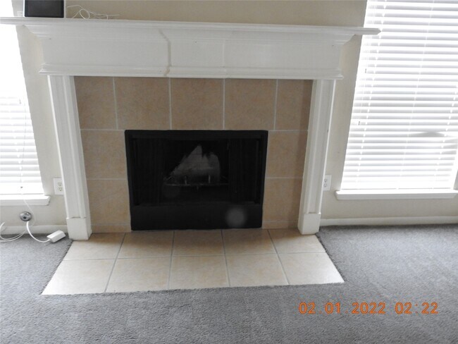 Building Photo - 24227 Silversmith Ln