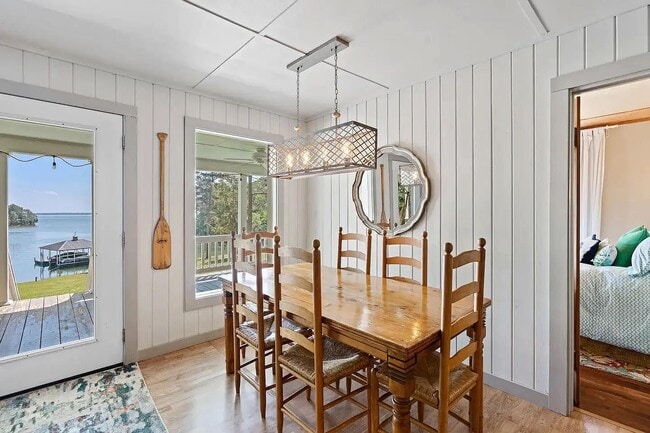 Building Photo - 333 Jim Crittendon Rd