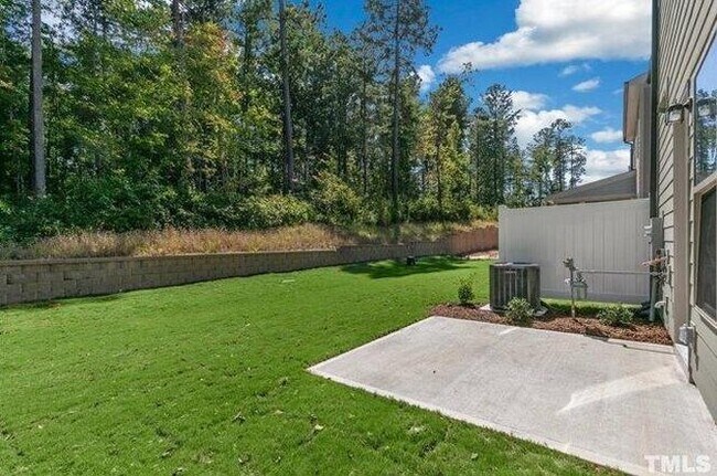 Building Photo - 2045 Maggie Vly Dr