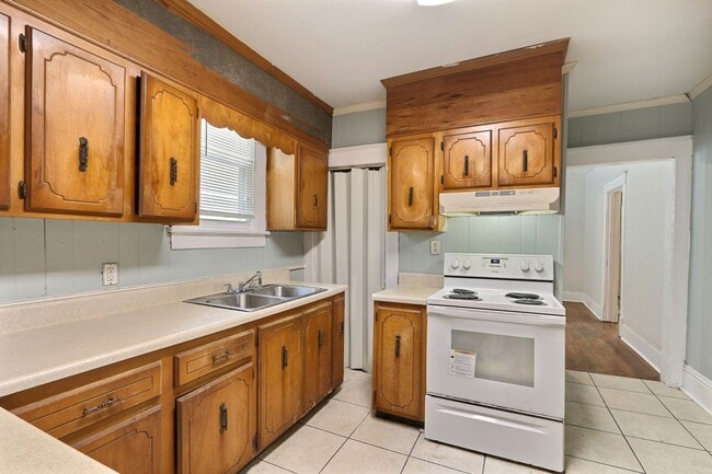 Building Photo - Single family home - 3 bedroom
