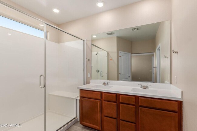 Building Photo - Updated home in Marbella Ranch!!