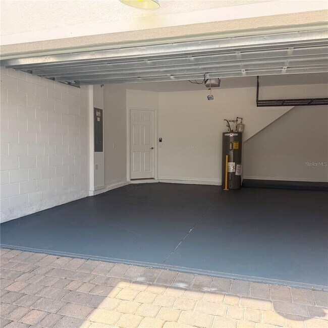 Building Photo - 3520 Beau Rd