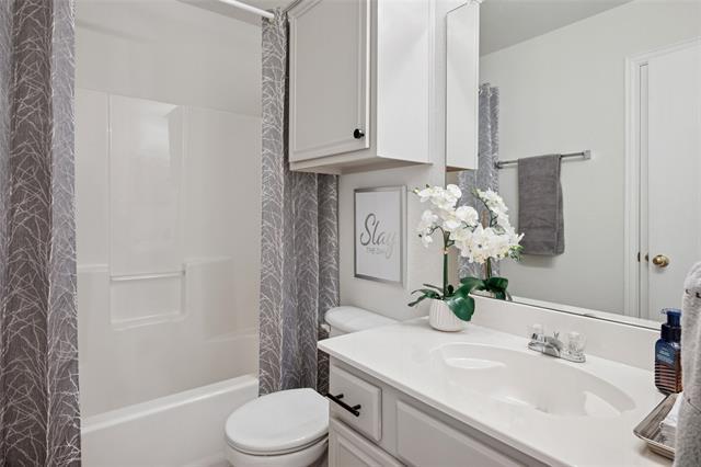 Building Photo - 521 Port Arthur Dr