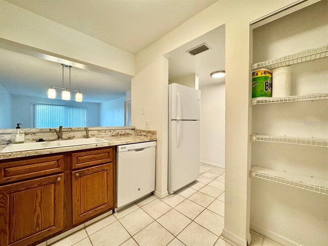 Building Photo - 5537 Sea Forest Dr