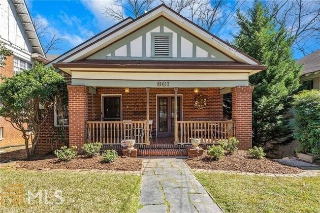 Primary Photo - 861 Charles Allen Dr NE