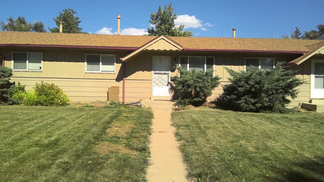 Primary Photo - Pet-friendly 2-Bedroom in North Boulder