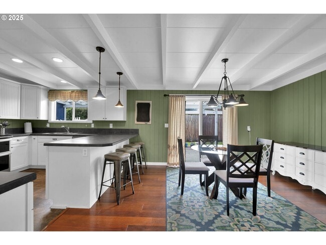 Building Photo - 679 Kingwood St