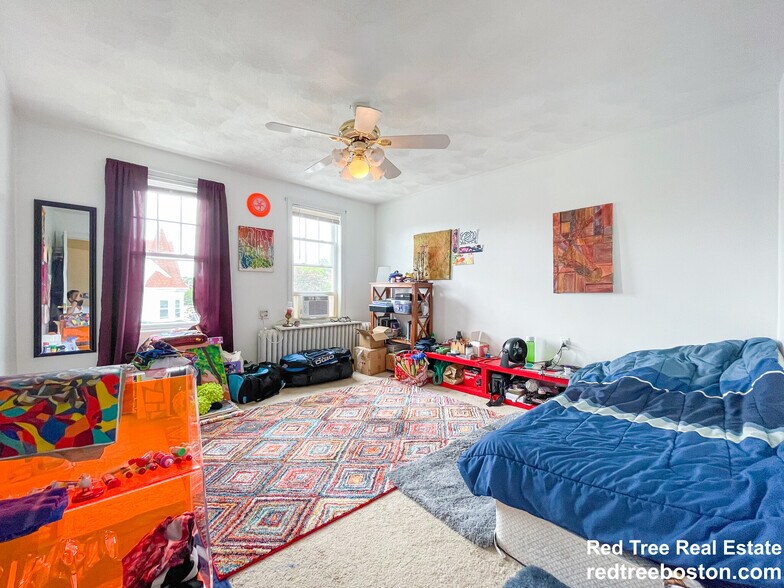 Building Photo - 75 Magoun Ave