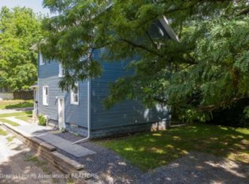 Building Photo - 1713 Todd Ave