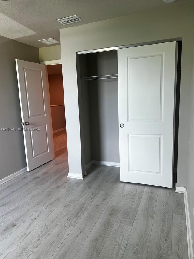 Building Photo - 6349 Topsail Dr