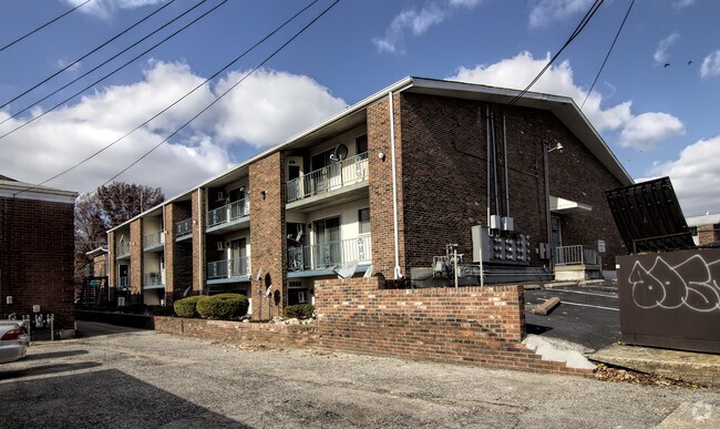 4811 S 3rd St - Executive Arms