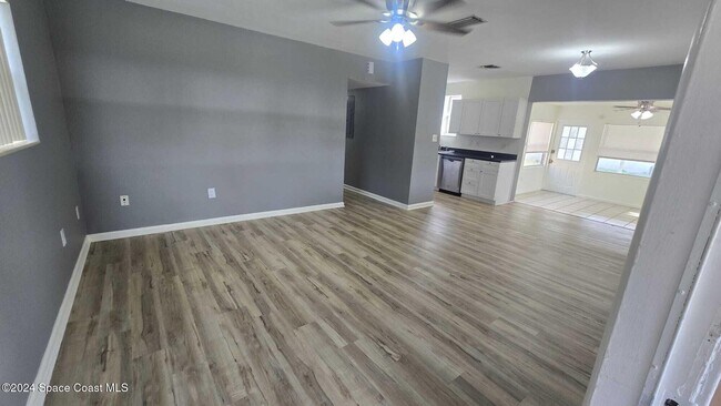 Building Photo - 2903 Rollins St