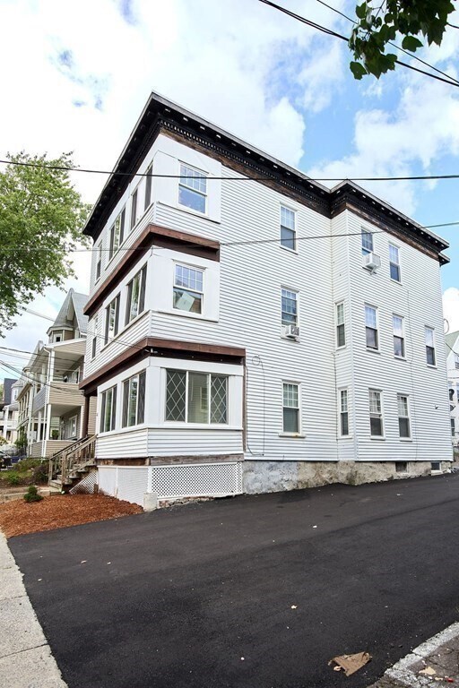 Building Photo - 43 Mt Vernon St
