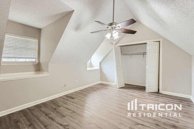Building Photo - 8802 Boise Hills Dr