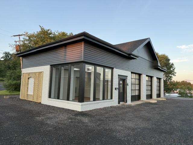 Building Photo - 1727 Scalp Ave