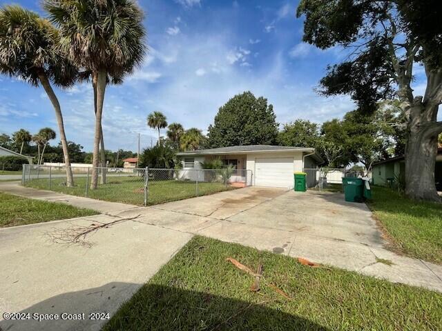 Building Photo - 701 Lunar Lake Cir